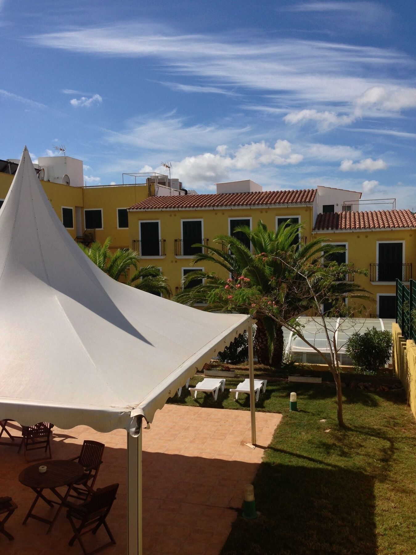 Hotel Jeni & Restaurant Es Mercadal