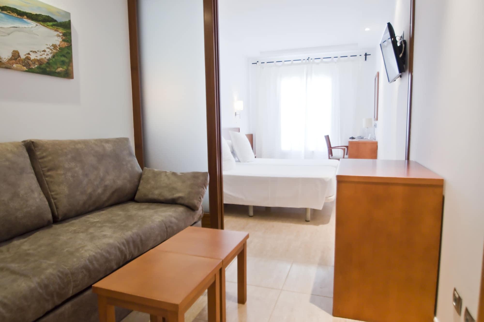 Hotel Jeni & Restaurant Es Mercadal